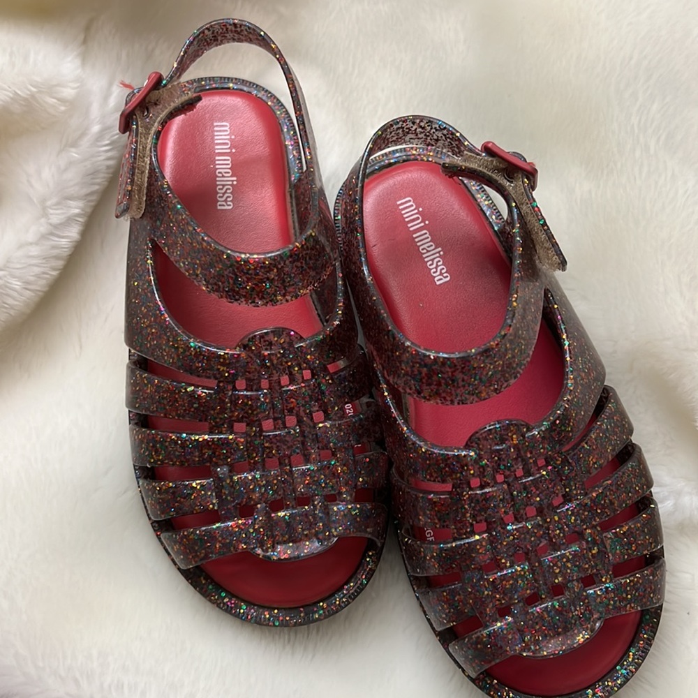 Mini Melissa - Picture 3 of 9